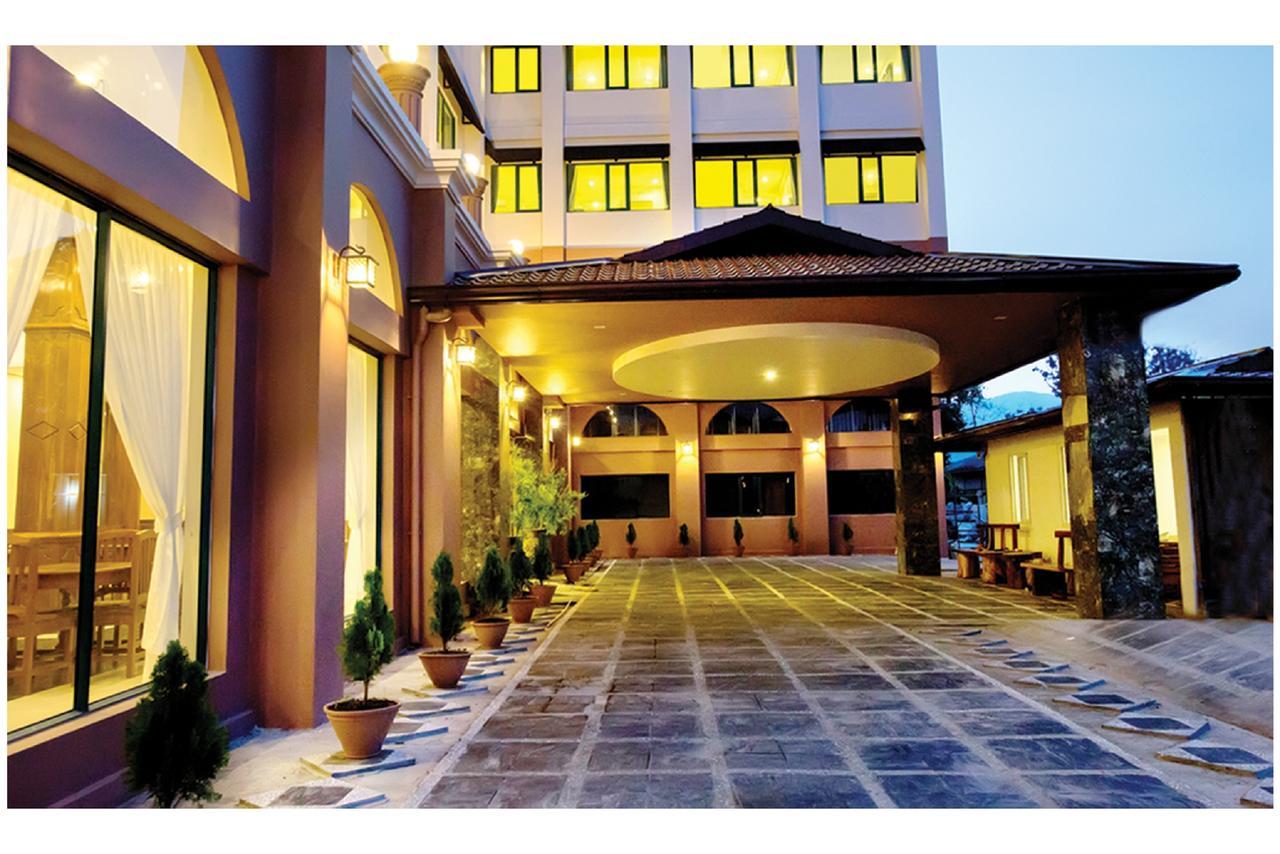 ניאונגשווה 81 Central Hotel מראה חיצוני תמונה