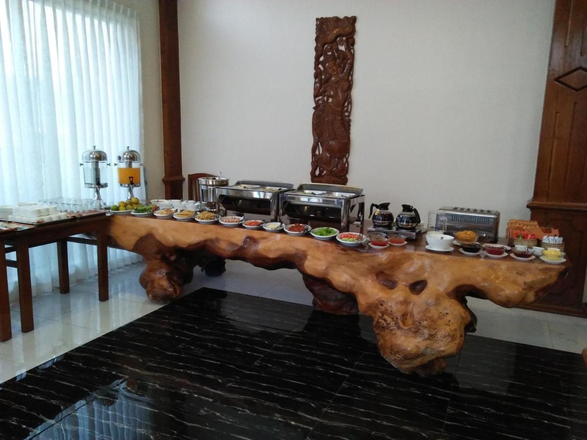 ניאונגשווה 81 Central Hotel מראה חיצוני תמונה